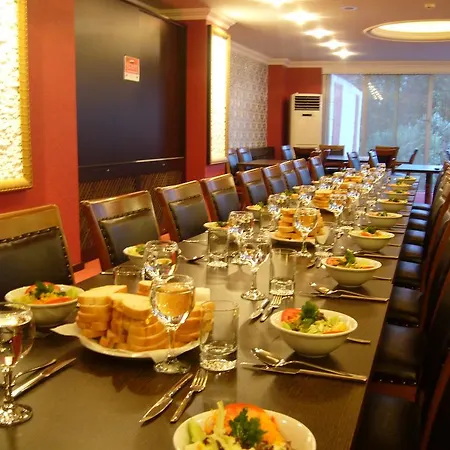 City Wall Hotel Otel
