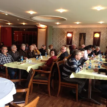 City Wall Hotel Otel 3*