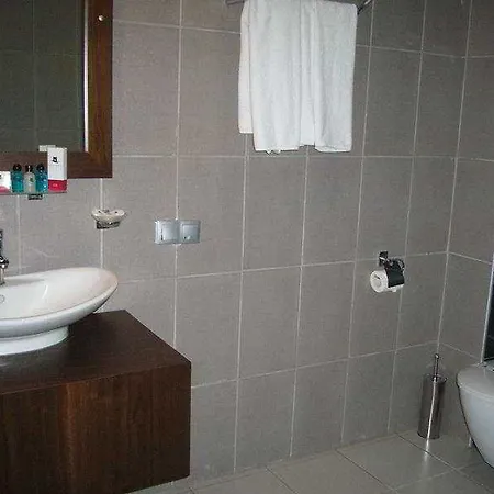 City Wall Hotel 3*